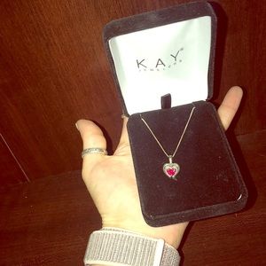 Beautiful Kay heart necklace 🤩